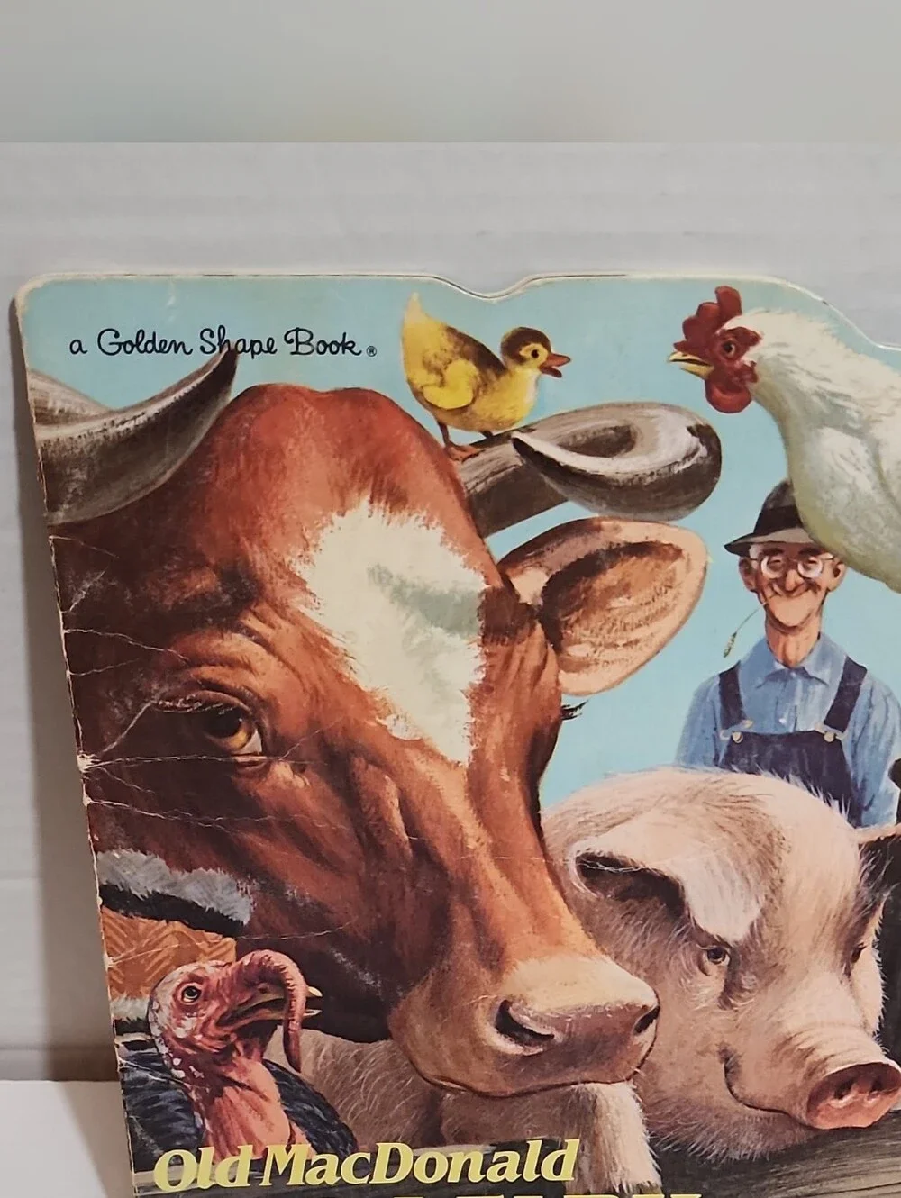 Lot of 8 VINTAGE Golden Shape Books & Look look books Tweety, Duck Tootle & MORE